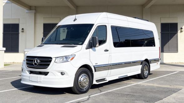 lubbock airport sprinter van service