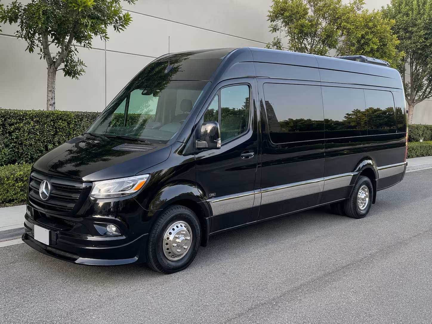 find the perfect transportation for your next private event 3